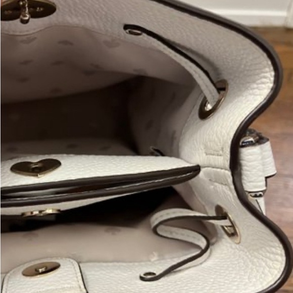 KATE SPADE MARTI LEATHER BUCKET BAG - Picture 4 of 4